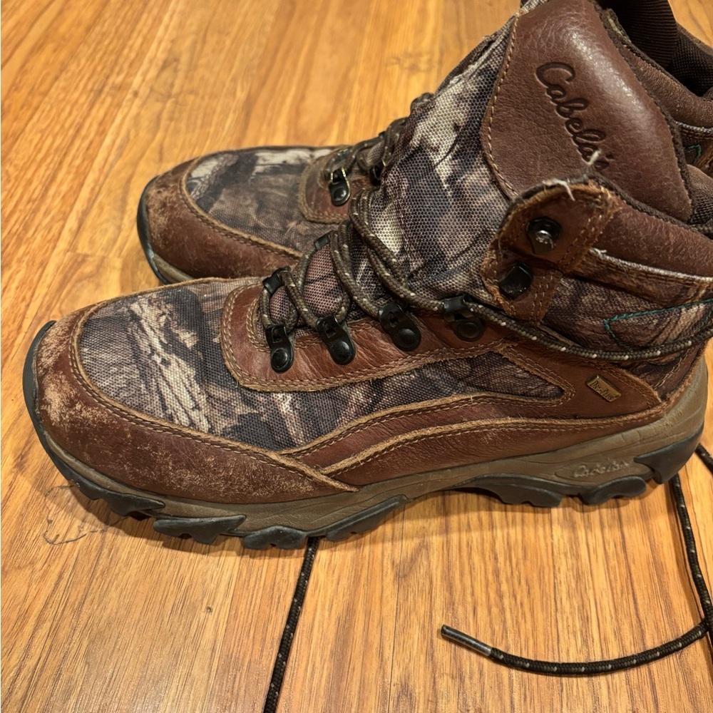 Cabela's Women’s Brown and Camouflage Hiking Boots
